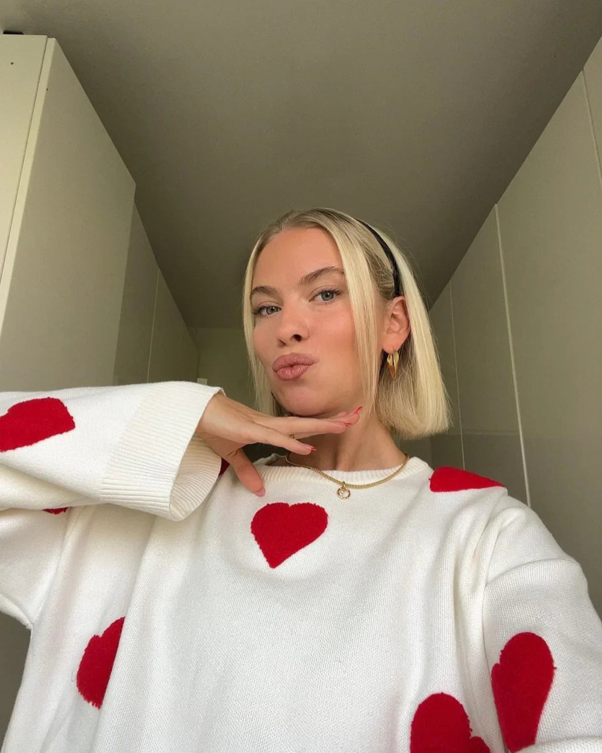 Sweat-shirt oversize femme style cocooning à motifs cœurs – Confort et tendance pour la maison ou la détente