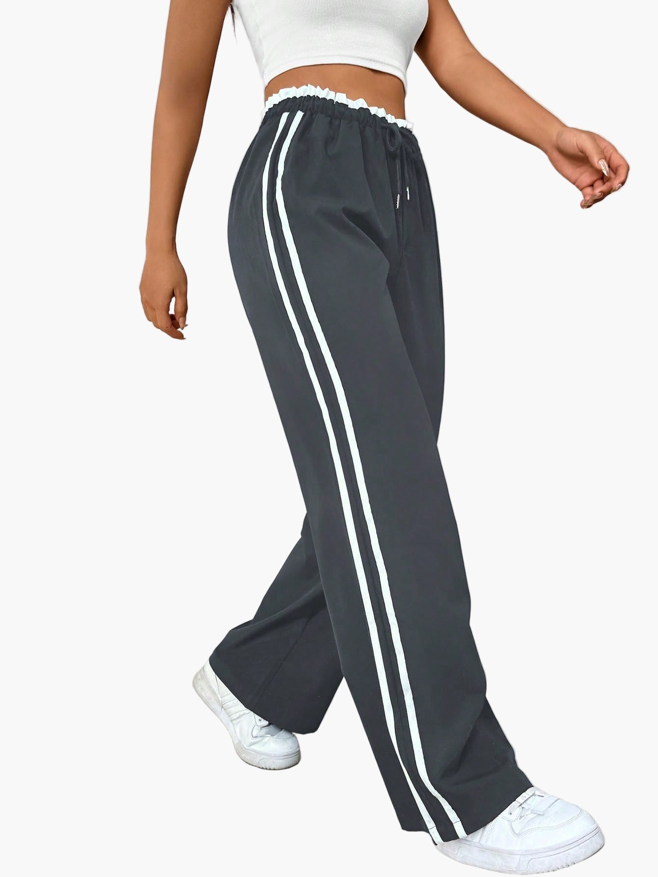 Pantalon large sport femme style streetwear à bandes – coupe décontractée idéale pour le quotidien