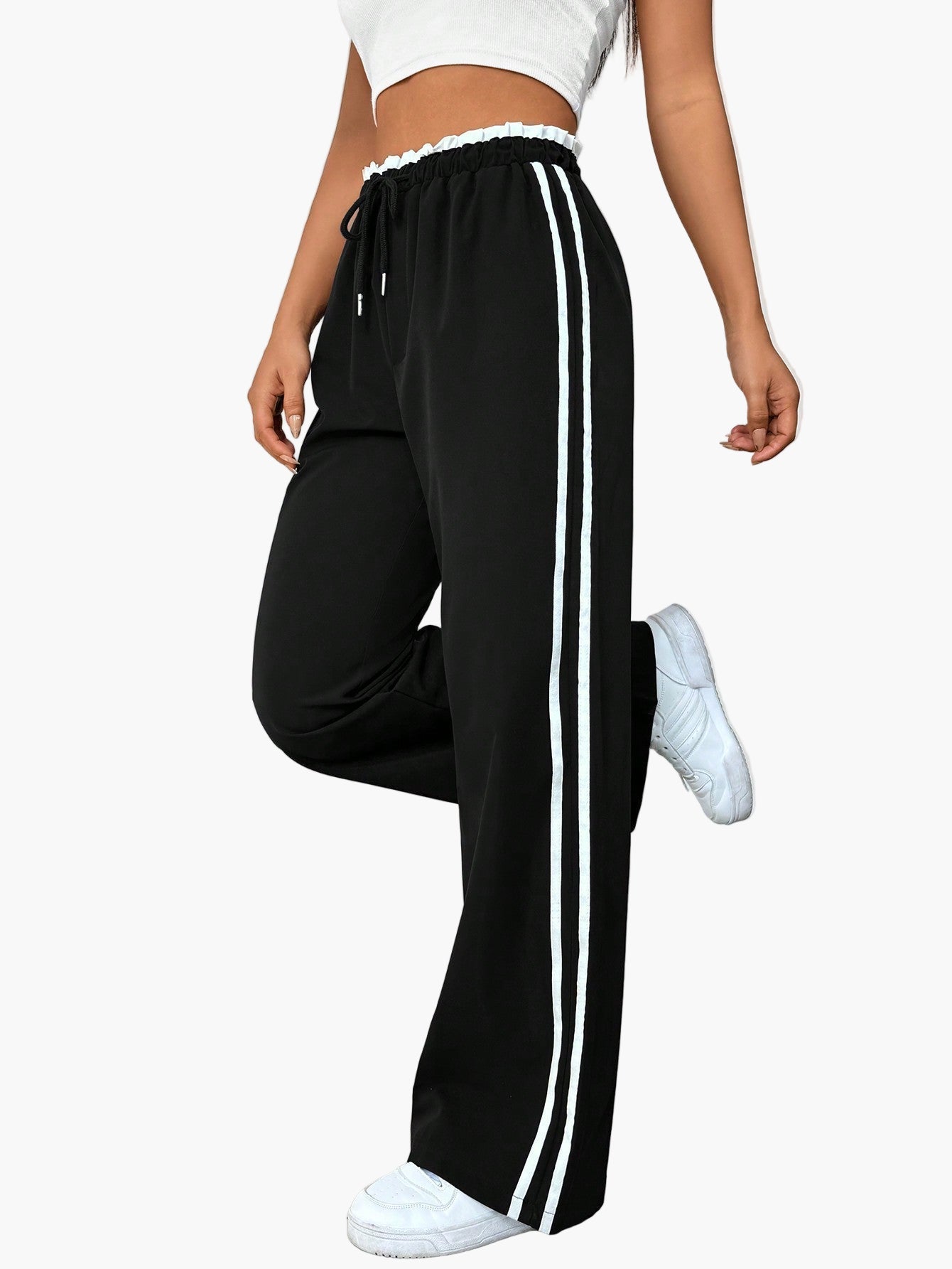 Pantalon large sport femme style streetwear à bandes – coupe décontractée idéale pour le quotidien