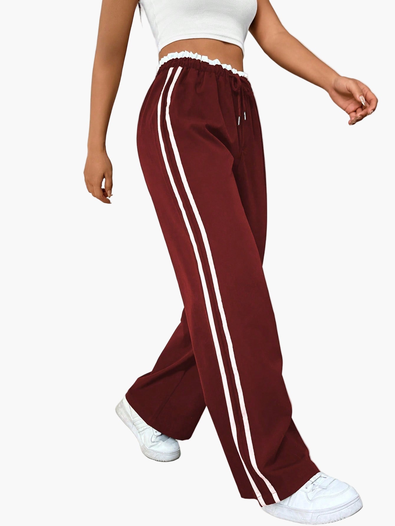 Pantalon large sport femme style streetwear à bandes – coupe décontractée idéale pour le quotidien