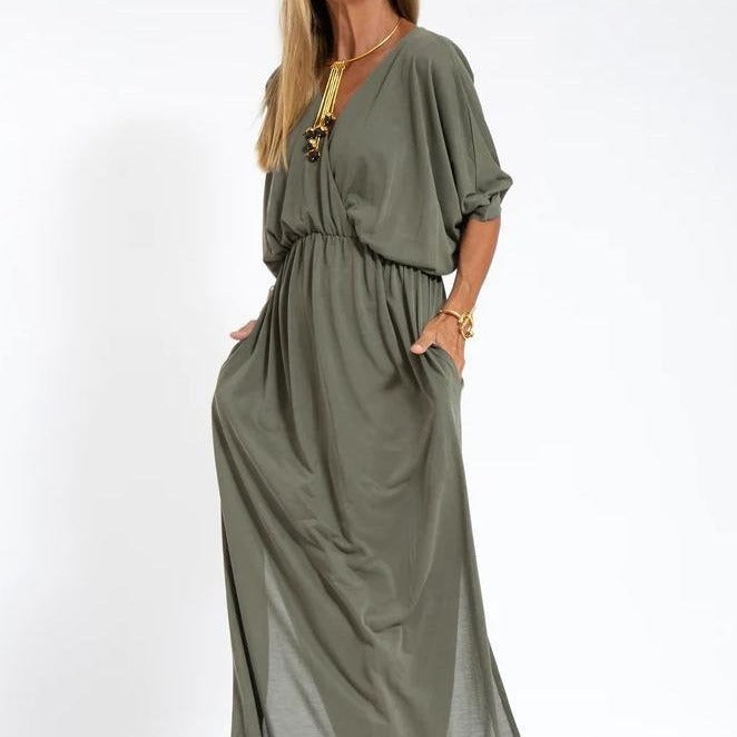 Kimberley – Robe Fendue à Taille Haute avec Col en V