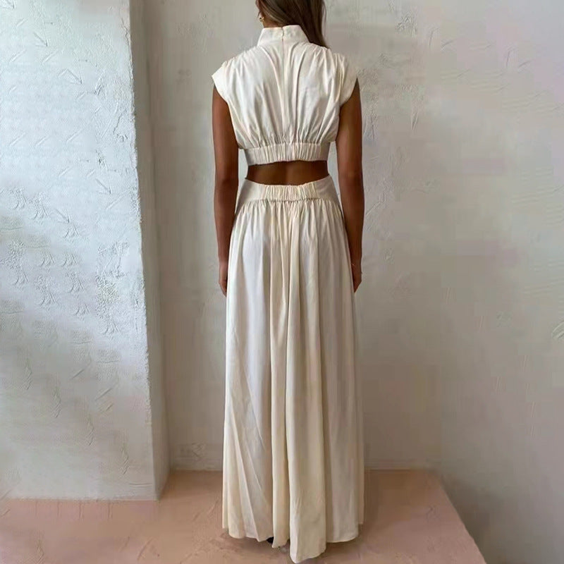 Audrey – Robe Évasée Sans Manches à Col Montant