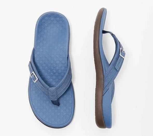 Sophia – Tongs Métal à Semelle Plate en Cuir Vegan