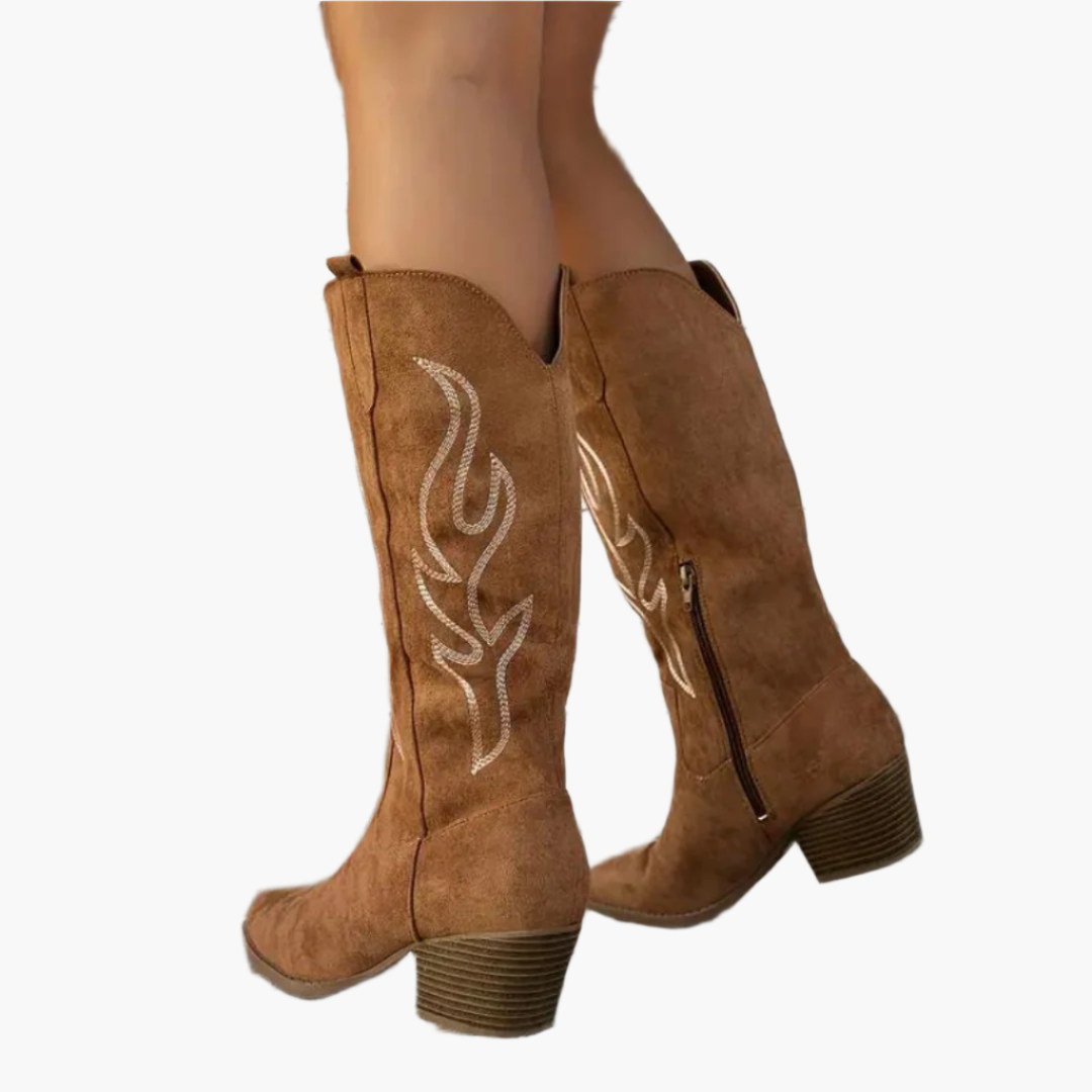 Bottes western femme à talon style cow-boy tendance ville et soirée