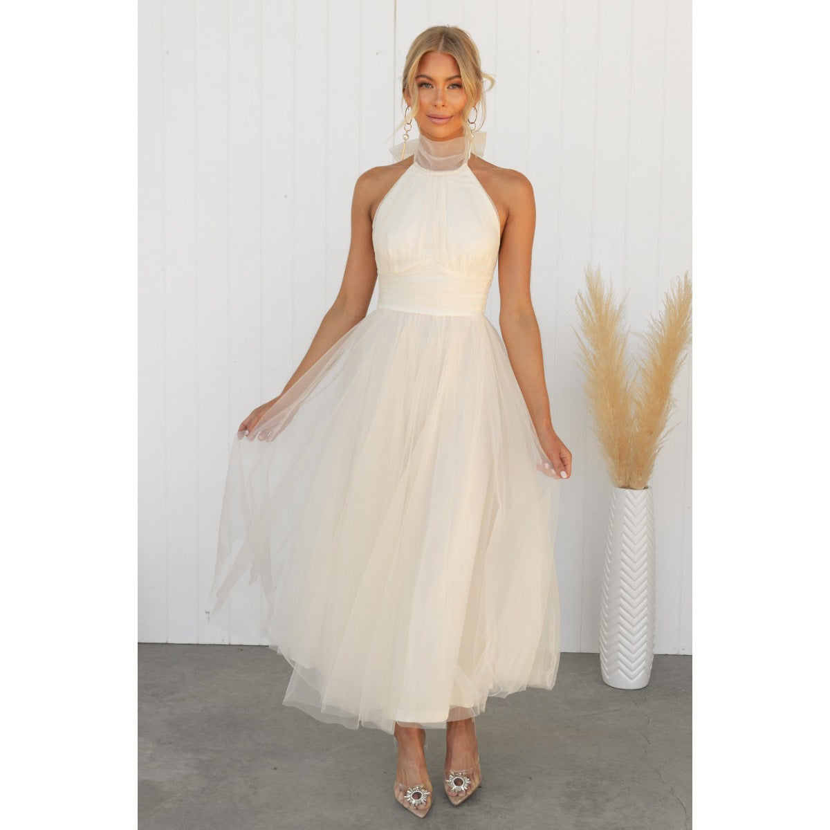 Kathleen – Robe Décontractée à Col Montant en Tulle