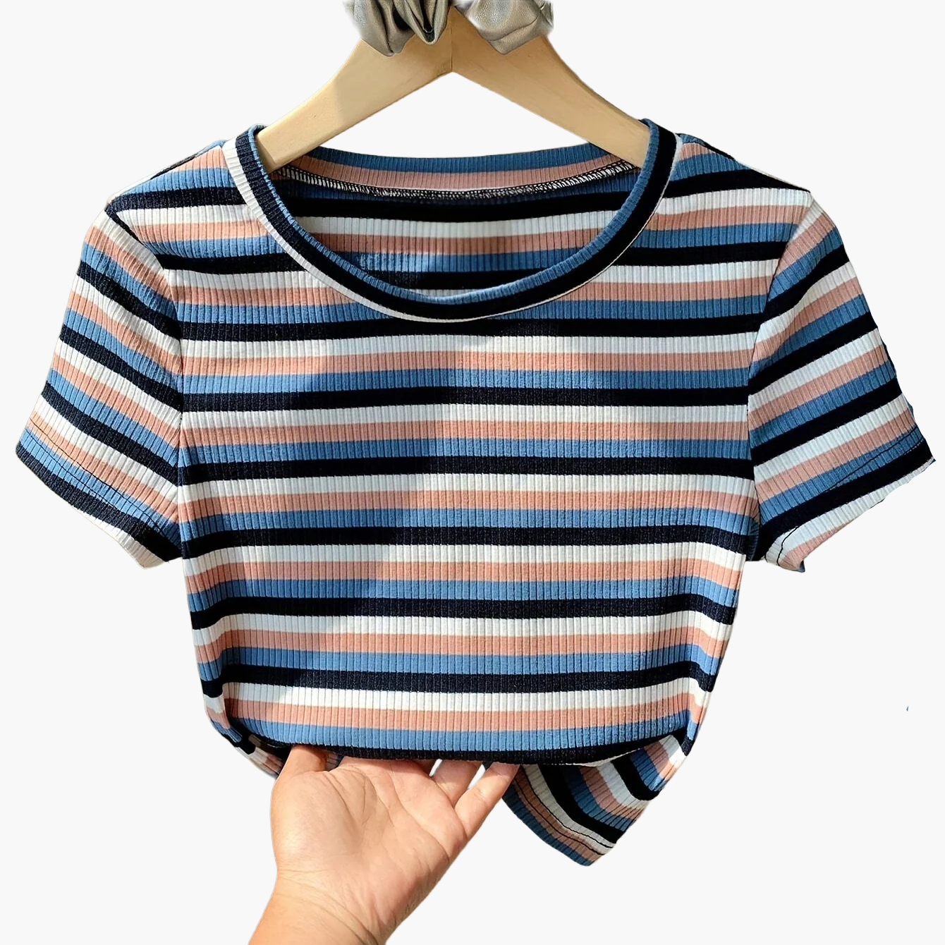 T-shirt rayé à manches courtes pour femme, style décontracté et tendance, parfait pour l'été