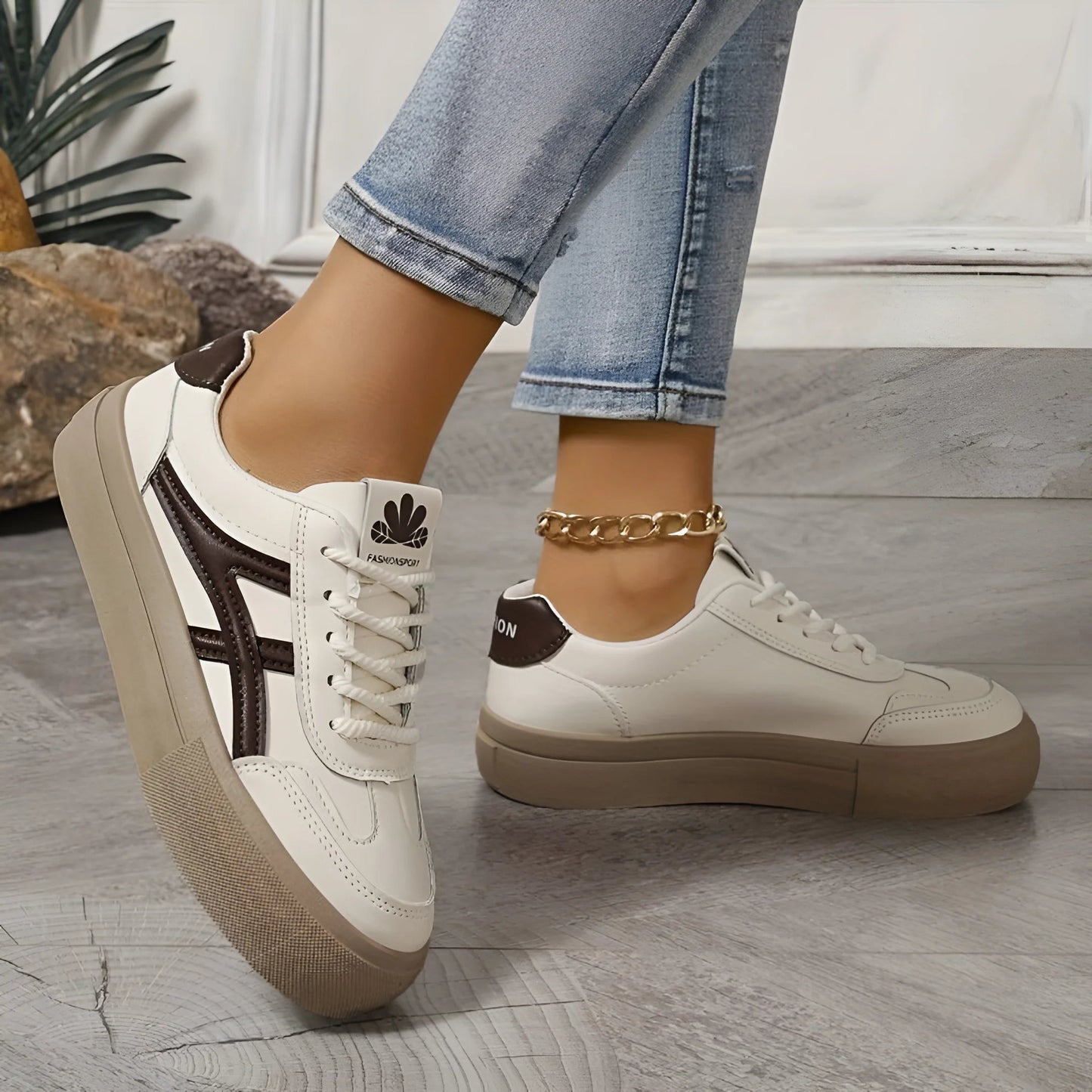 Baskets orthopédiques femme style rétro pour confort quotidien et marche urbaine