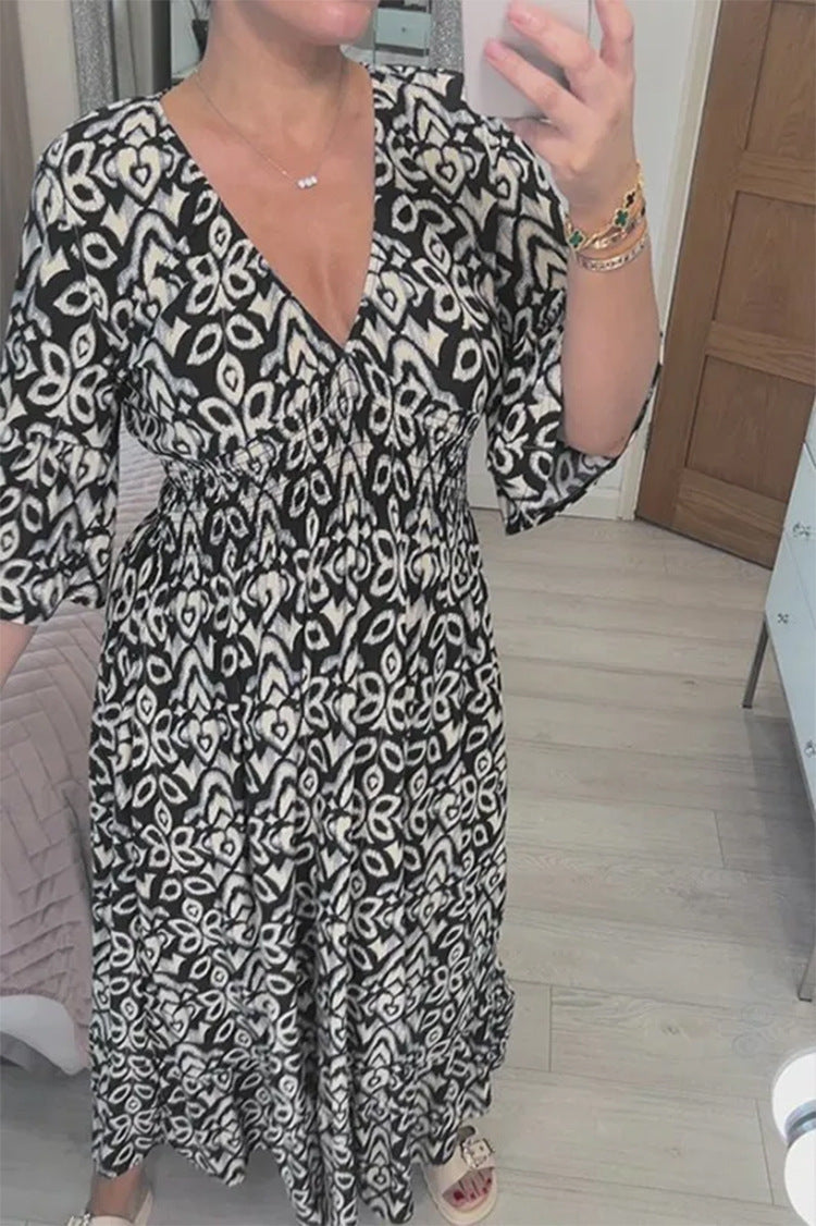 Denise – Robe Longue à Fleurs et Col en V