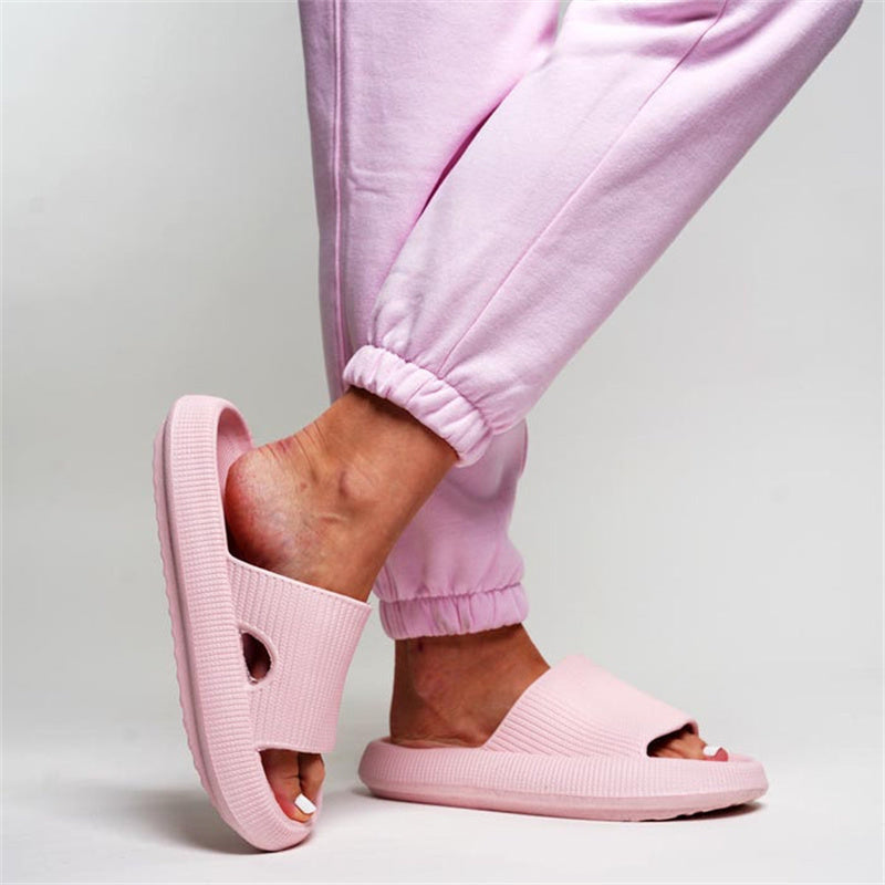 Sandra – Sandales Intérieures à Semelle Douce en Mousse EVA