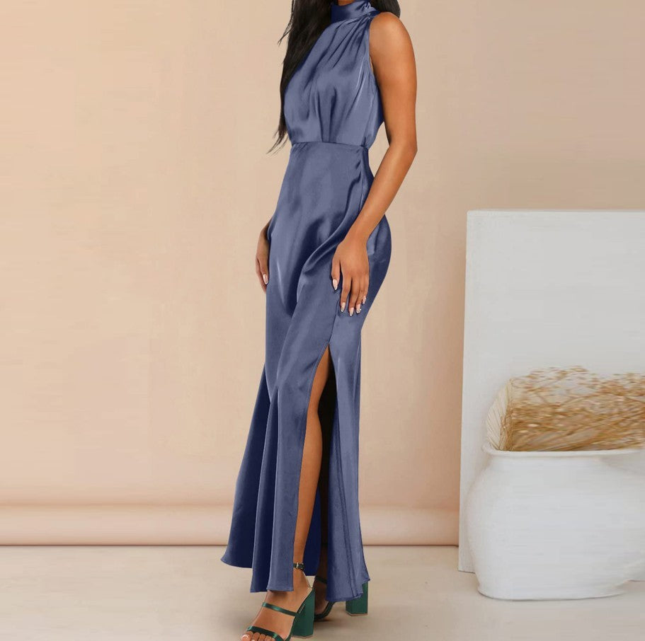 Mary – Robe en Satin à Col Montant