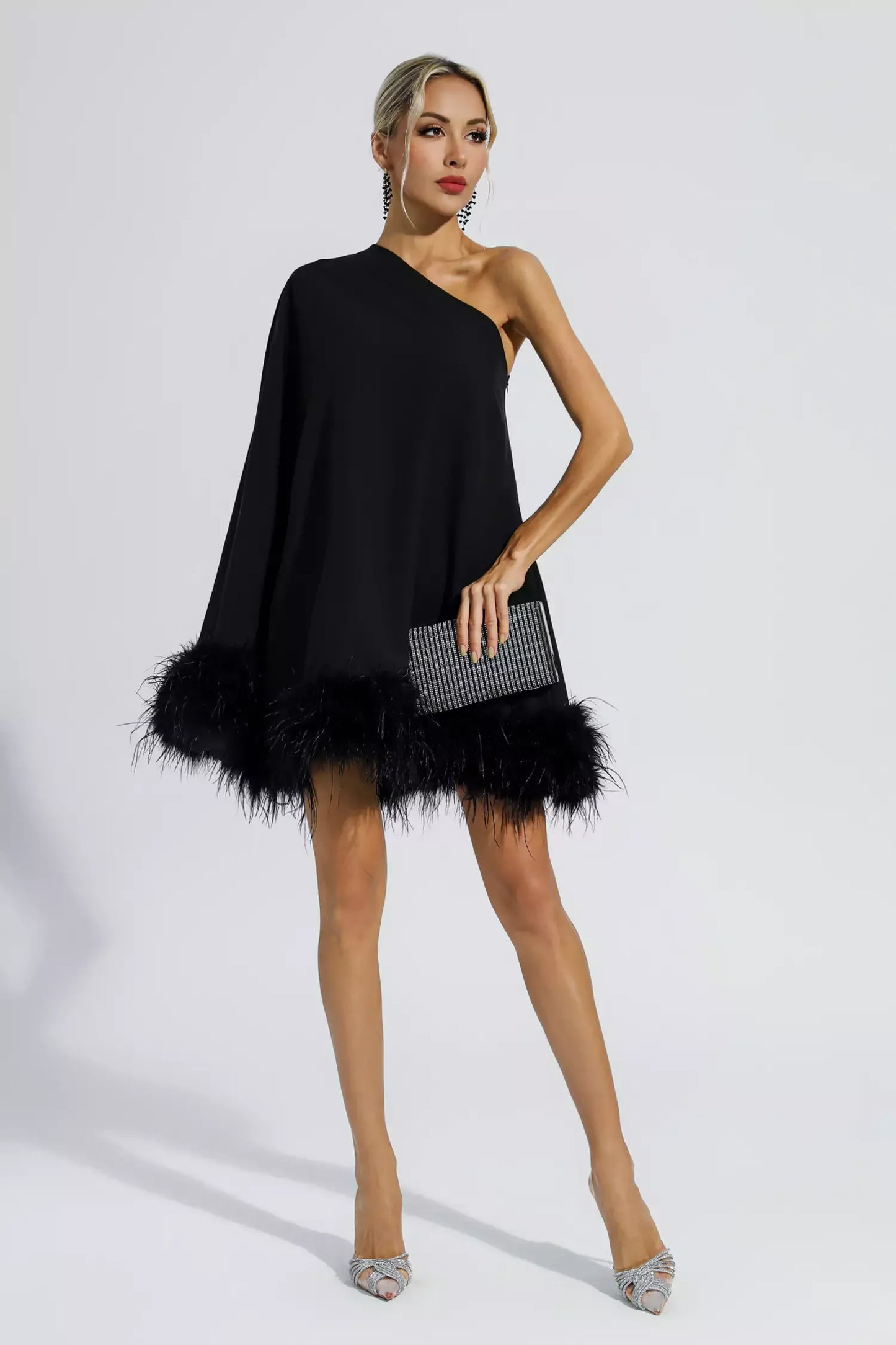 Ailani - Mini Robe Asymétrique Bordée de Plumes - Noir