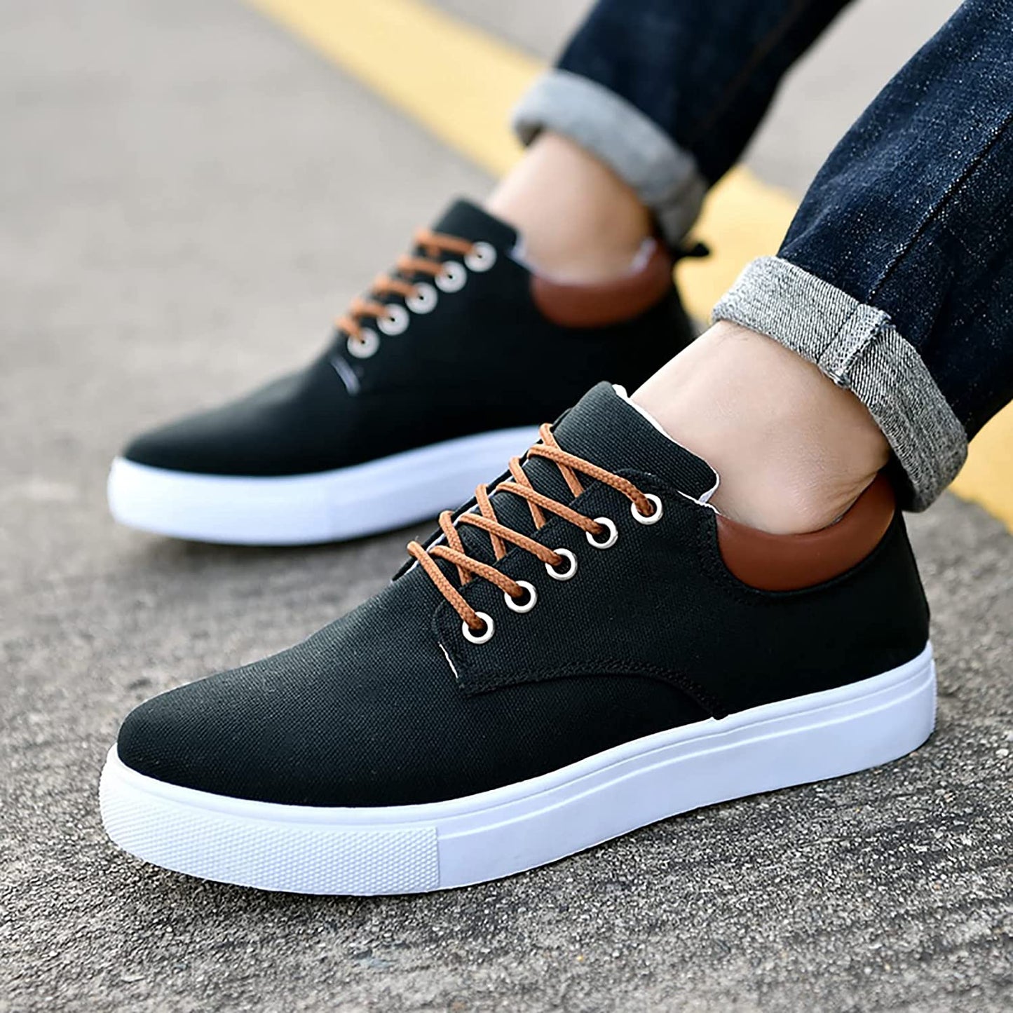 Sneakers décontractées homme style urbain polyvalent pour toutes occasions