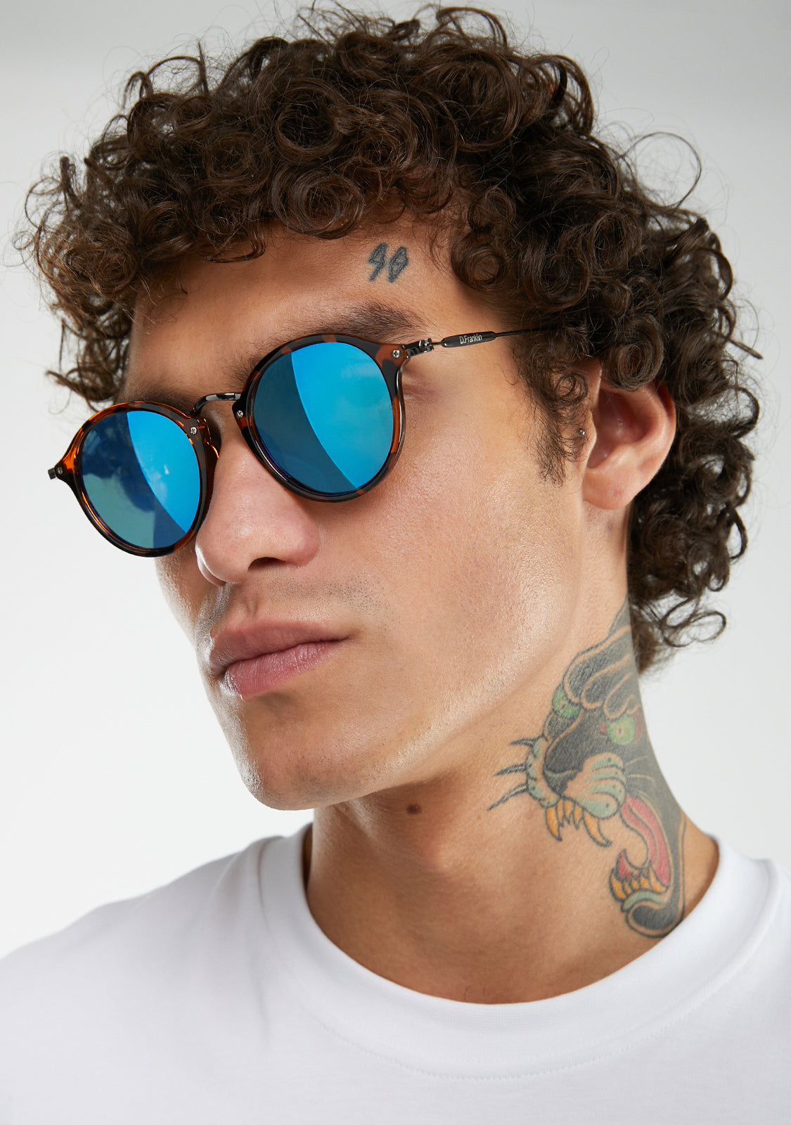Damian – Lunettes de Soleil Unisexe Rondes Écaille avec Verres Miroir Bleus Polarisés – Élégantes et Protectrices UV