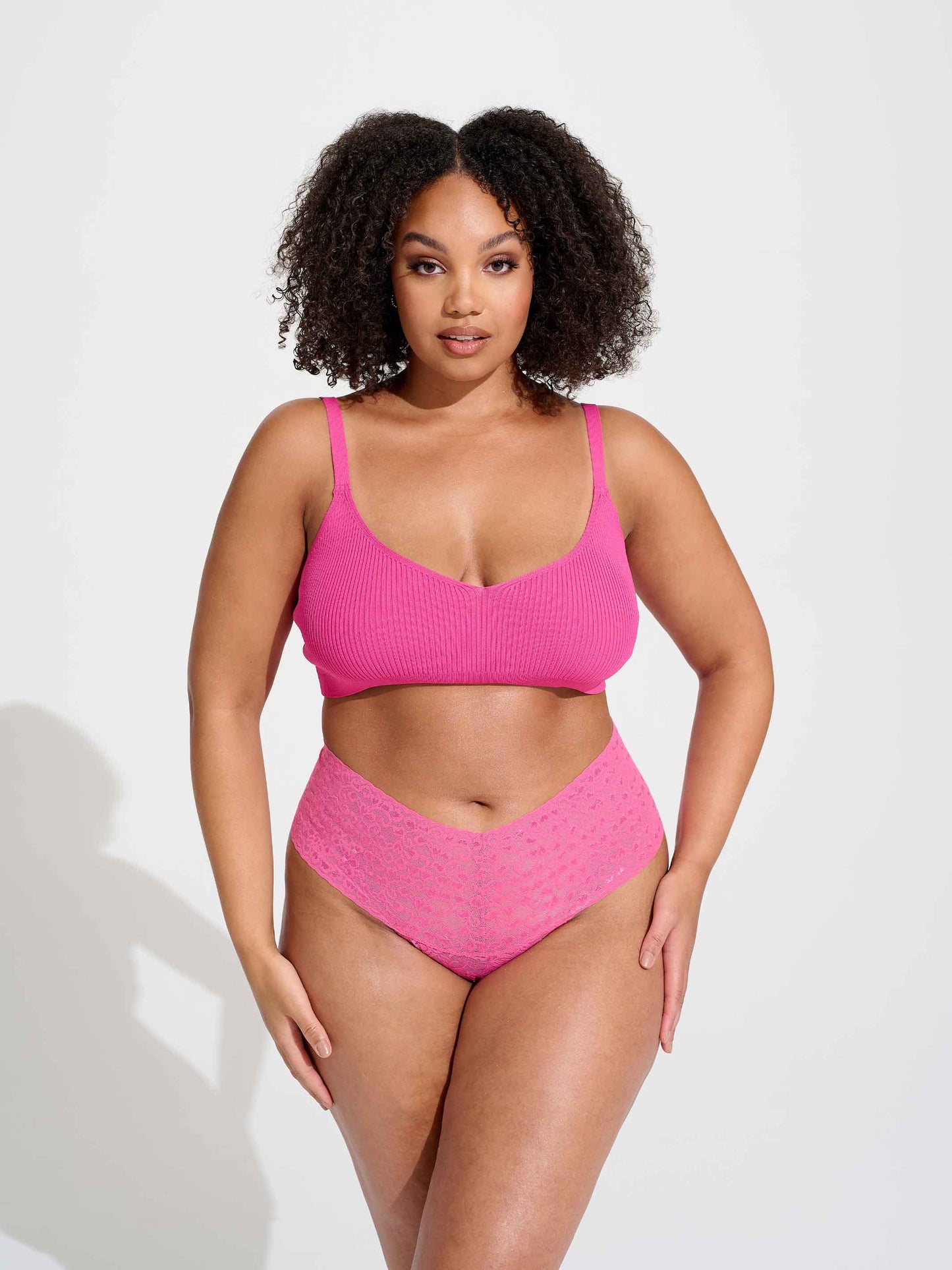 Angela – Culotte Taille Haute en Dentelle Élégante