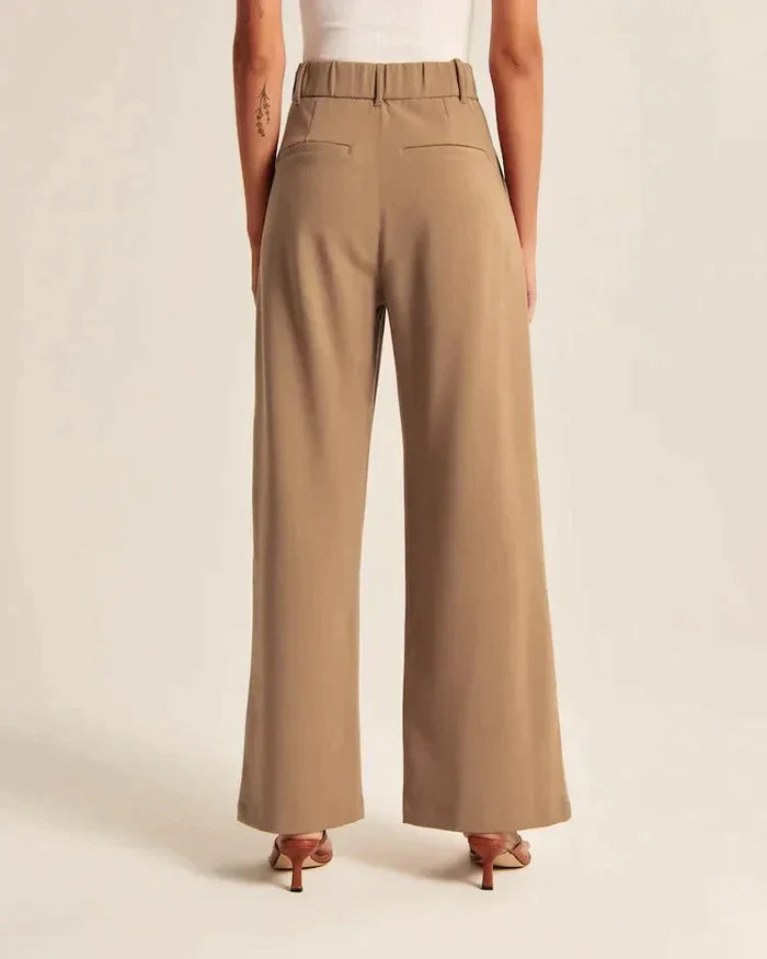 Pantalon ajusté à jambes larges