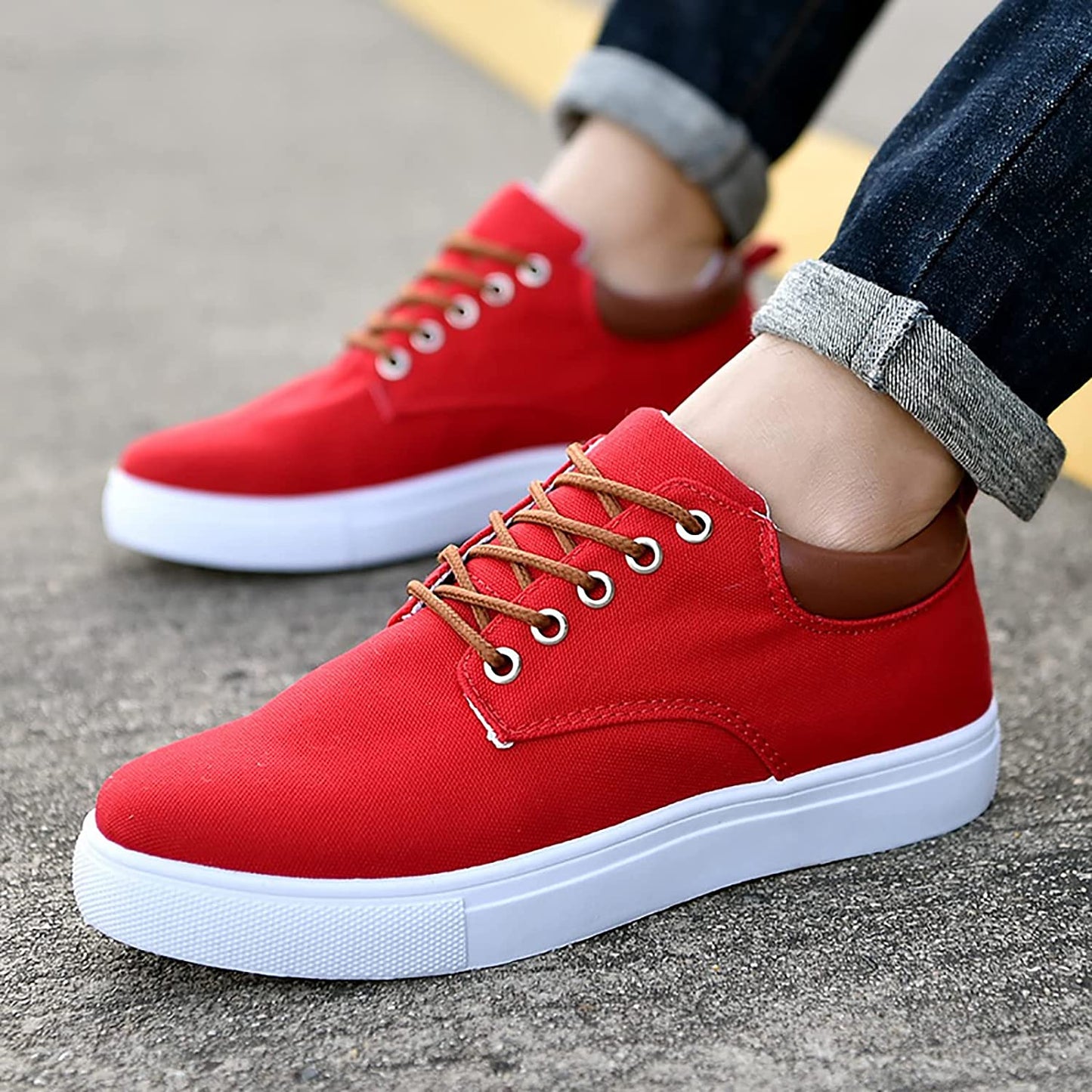 Sneakers décontractées homme style urbain polyvalent pour toutes occasions