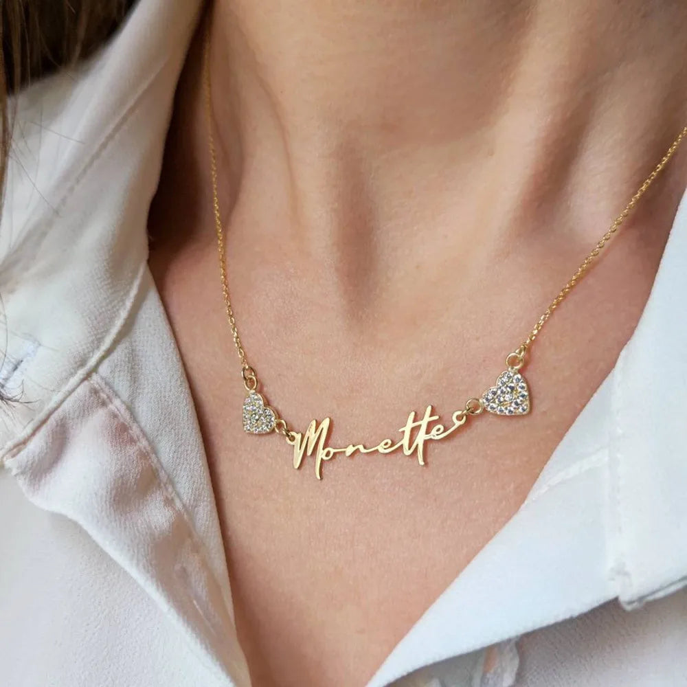 Joan – Collier Pendentif Cœur Personnalisé avec Plaques de Nom Multiples