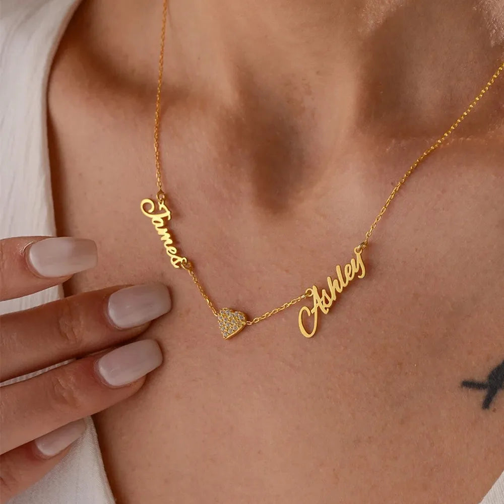 Joan – Collier Pendentif Cœur Personnalisé avec Plaques de Nom Multiples
