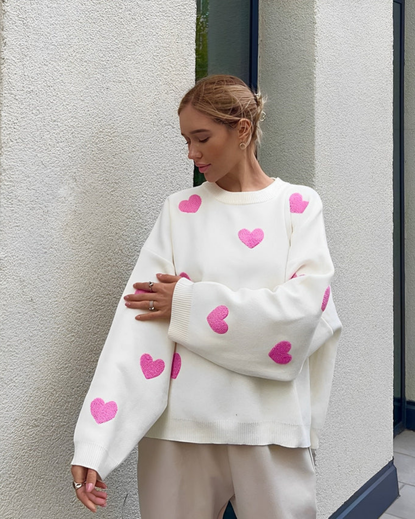 Sweat-shirt oversize femme style cocooning à motifs cœurs – Confort et tendance pour la maison ou la détente