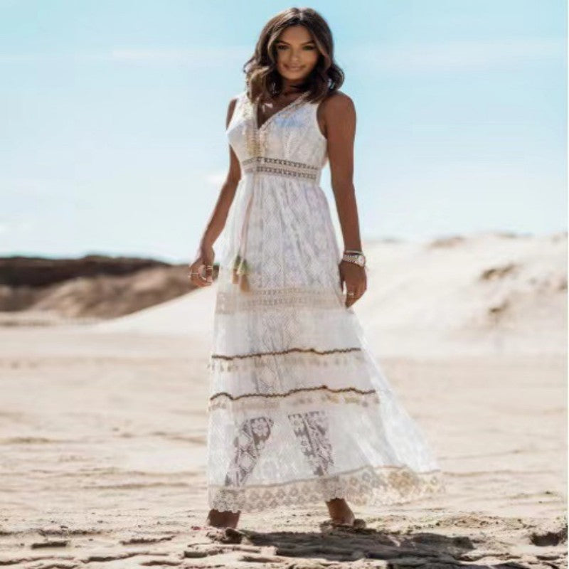 Donna – Robe Découpée à la Taille avec Panneaux en Dentelle