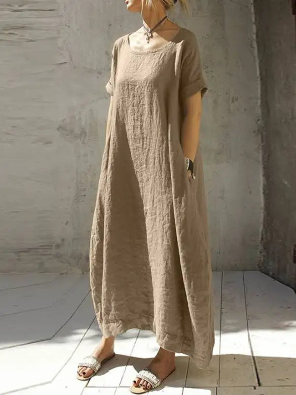 Amy – Robe courte en coton et à col rond et manches courtes