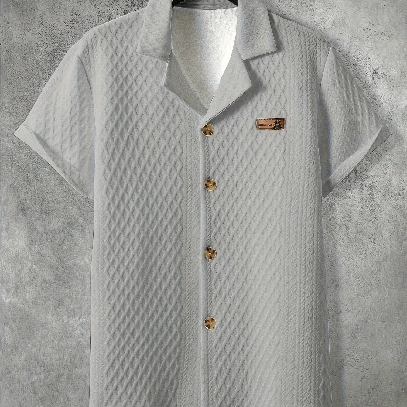 Men's short-sleeve shirt retro chic style – Camp collar and elegant textured patterns
