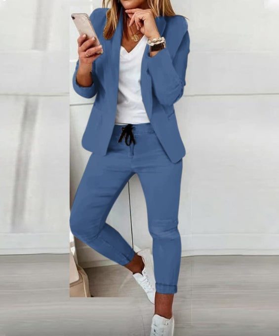Julie – Costume Pantalon Mode Féminine