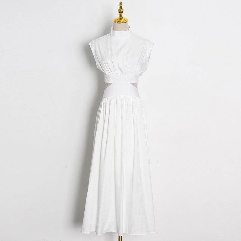 Audrey – Robe Évasée Sans Manches à Col Montant