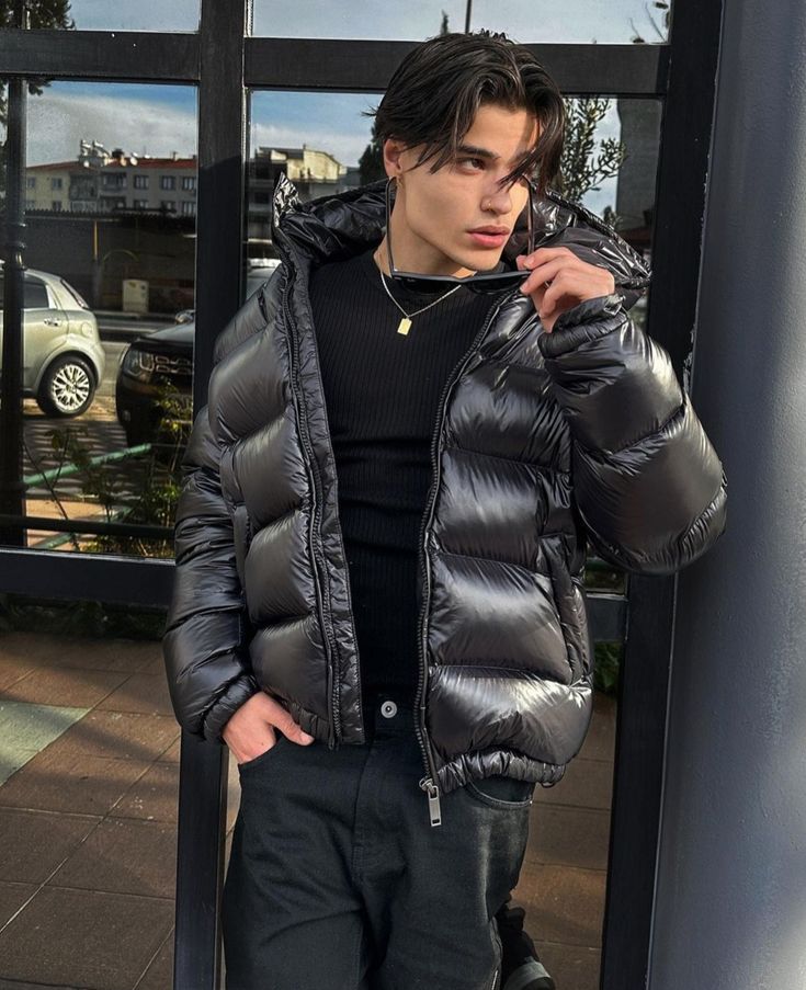Veste Doudoune Homme Style Urbain Idéal pour l’Hiver et les Loisirs