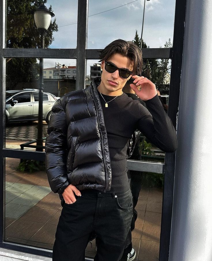 Veste Doudoune Homme Style Urbain Idéal pour l’Hiver et les Loisirs