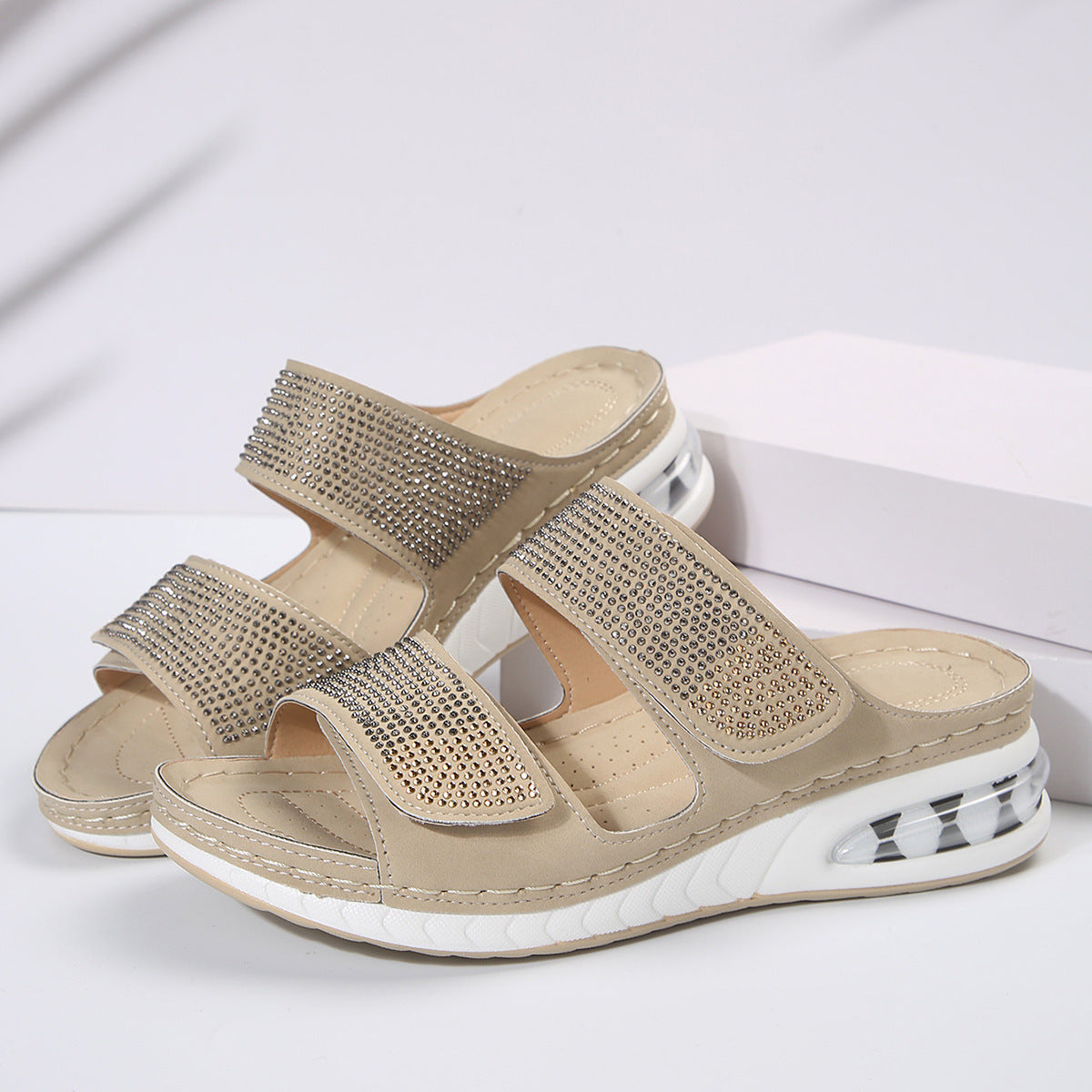Louise – Sandales à talon compensé avec strass pour l'été, chaussures de plage antidérapantes