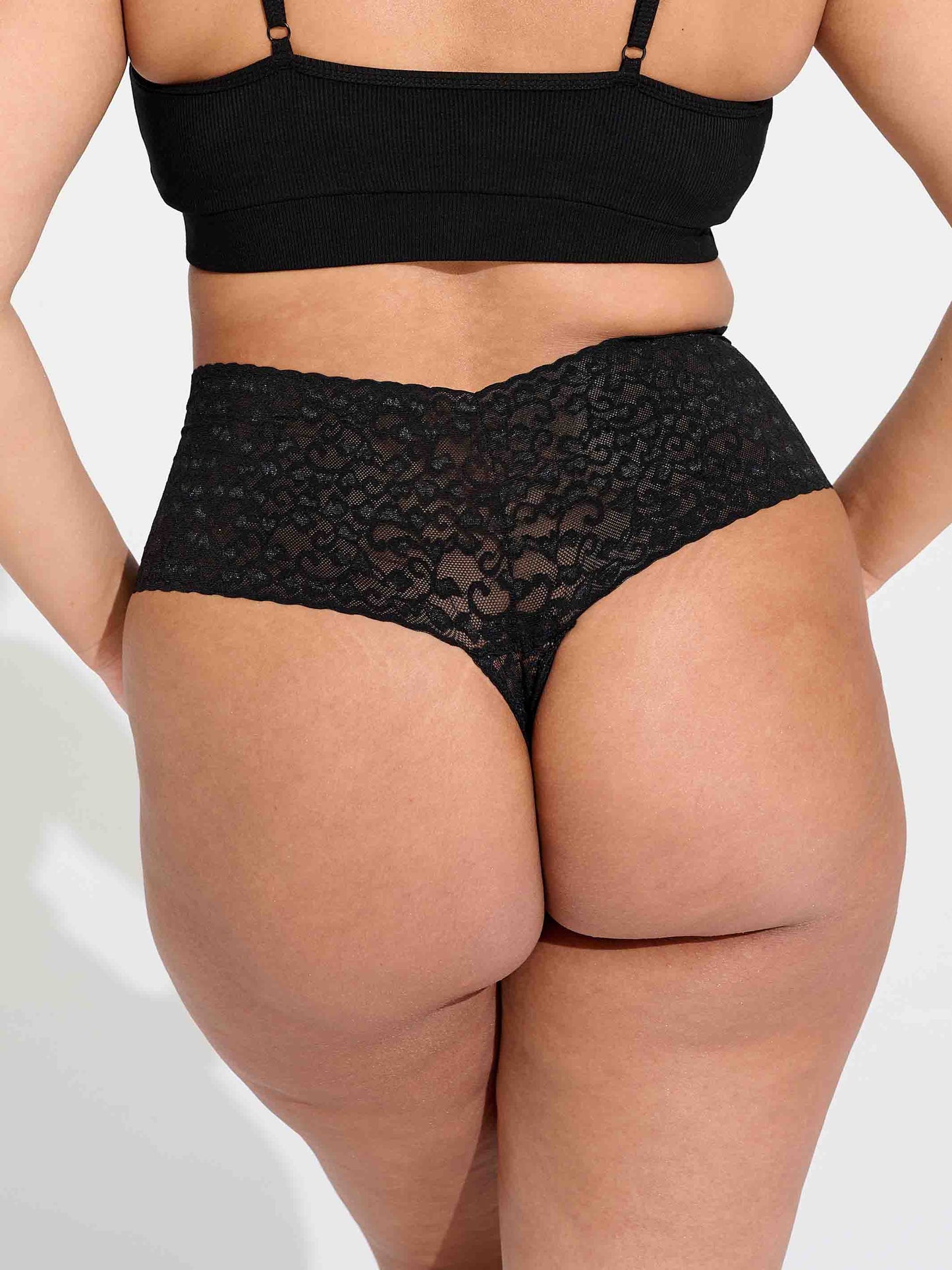 Angela – Culotte Taille Haute en Dentelle Élégante