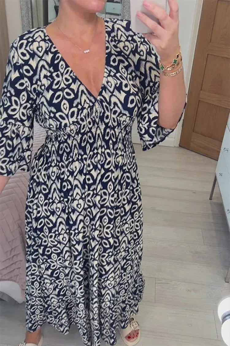 Denise – Robe Longue à Fleurs et Col en V