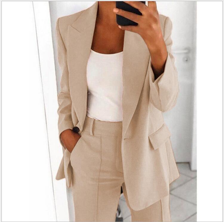 Harriet – Veste Cardigan Élégante à Col Polo Slim-fit pour Femmes