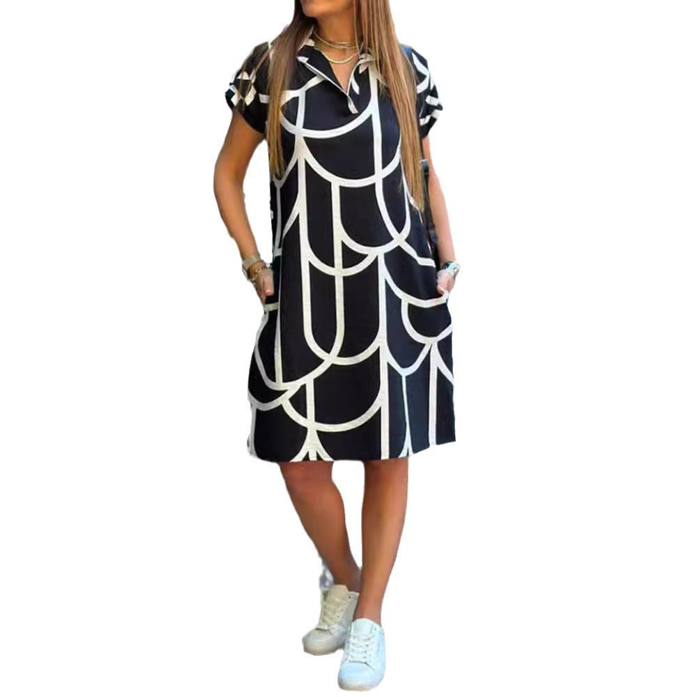 Harriet – Robe mi-longue à manches courtes et col en V imprimée