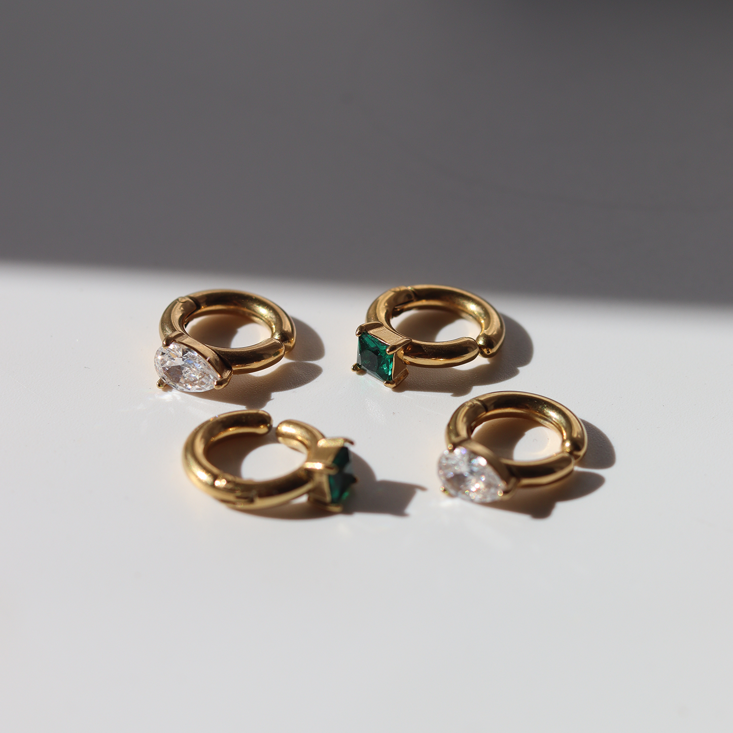 Elizabeth – Manchette d'Oreille avec Gemme
