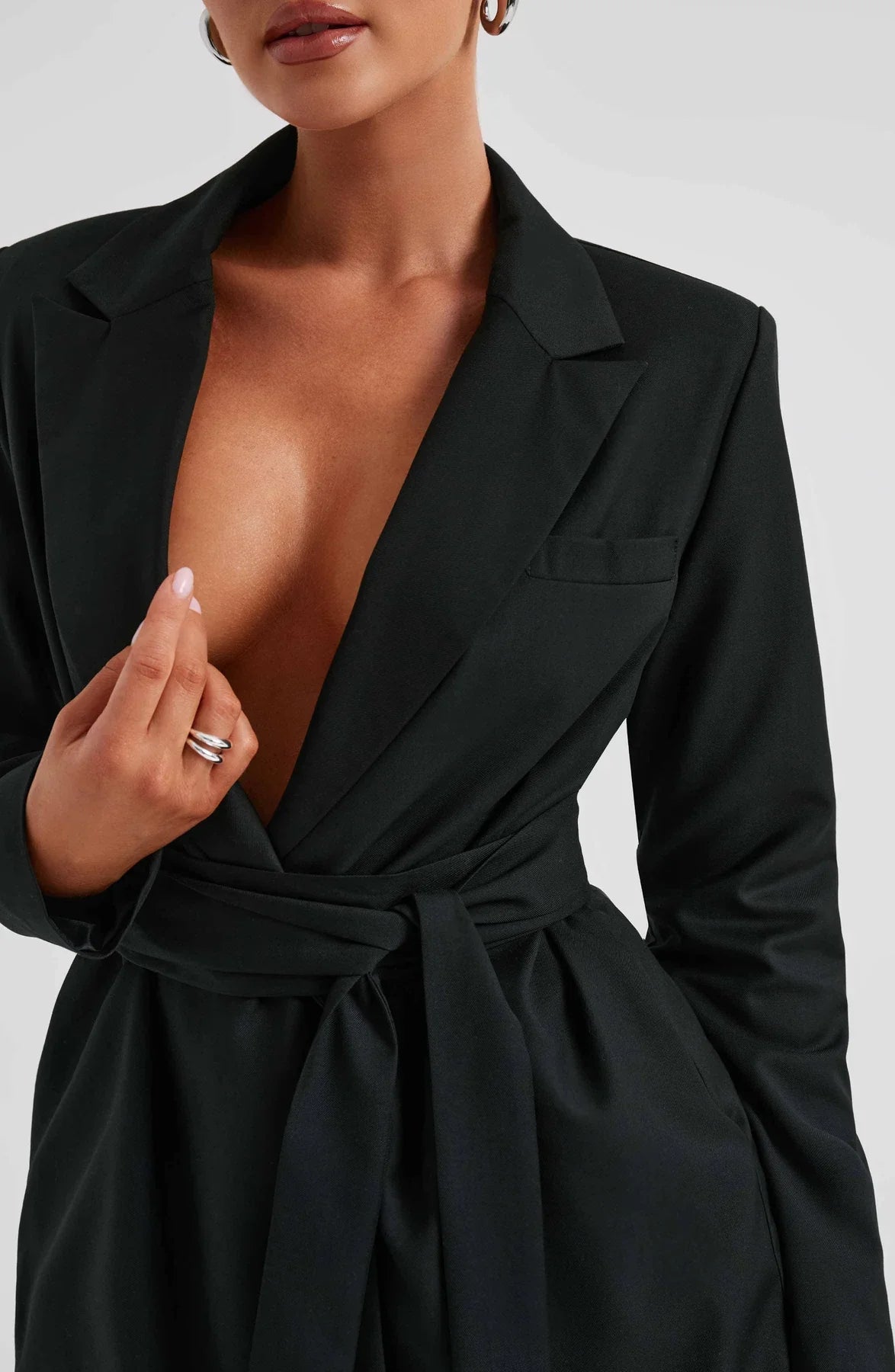Jacqueline – Robe Tailleur Élégante