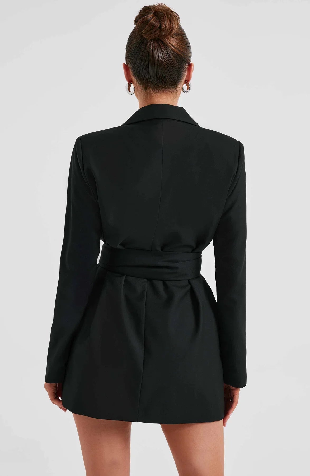 Jacqueline – Robe Tailleur Élégante