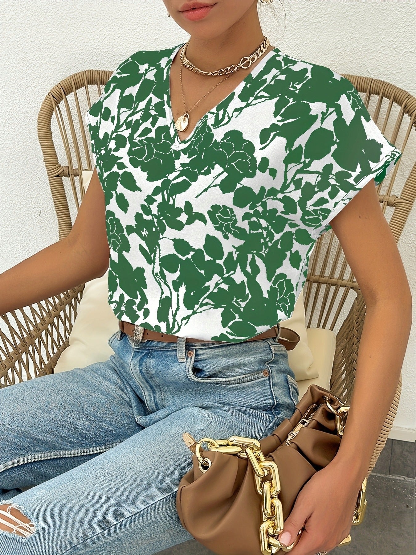 Blouse Femme Élégante Style Floral Col V pour Usage Quotidien et Professionnel