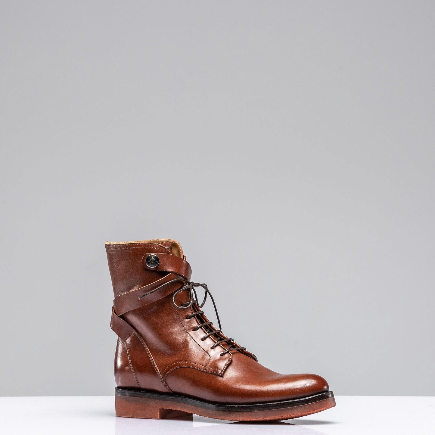 Barbara – Bottes Émaillées pour Femmes en Cognac