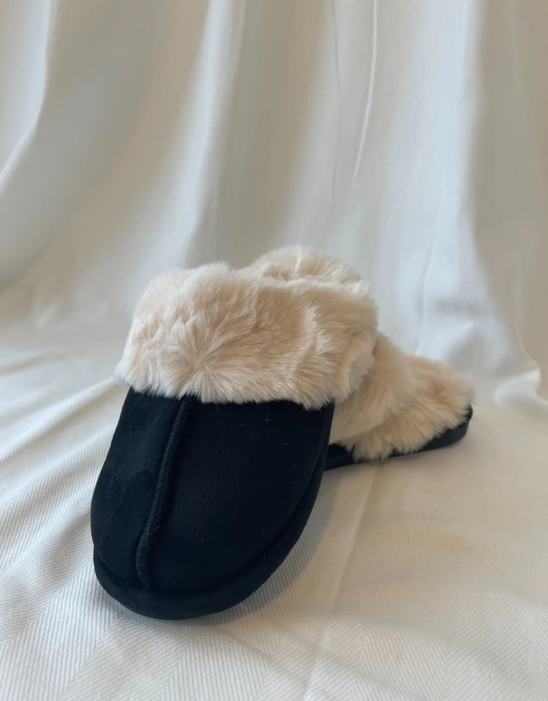 Chaussures d'ours en peluche beige