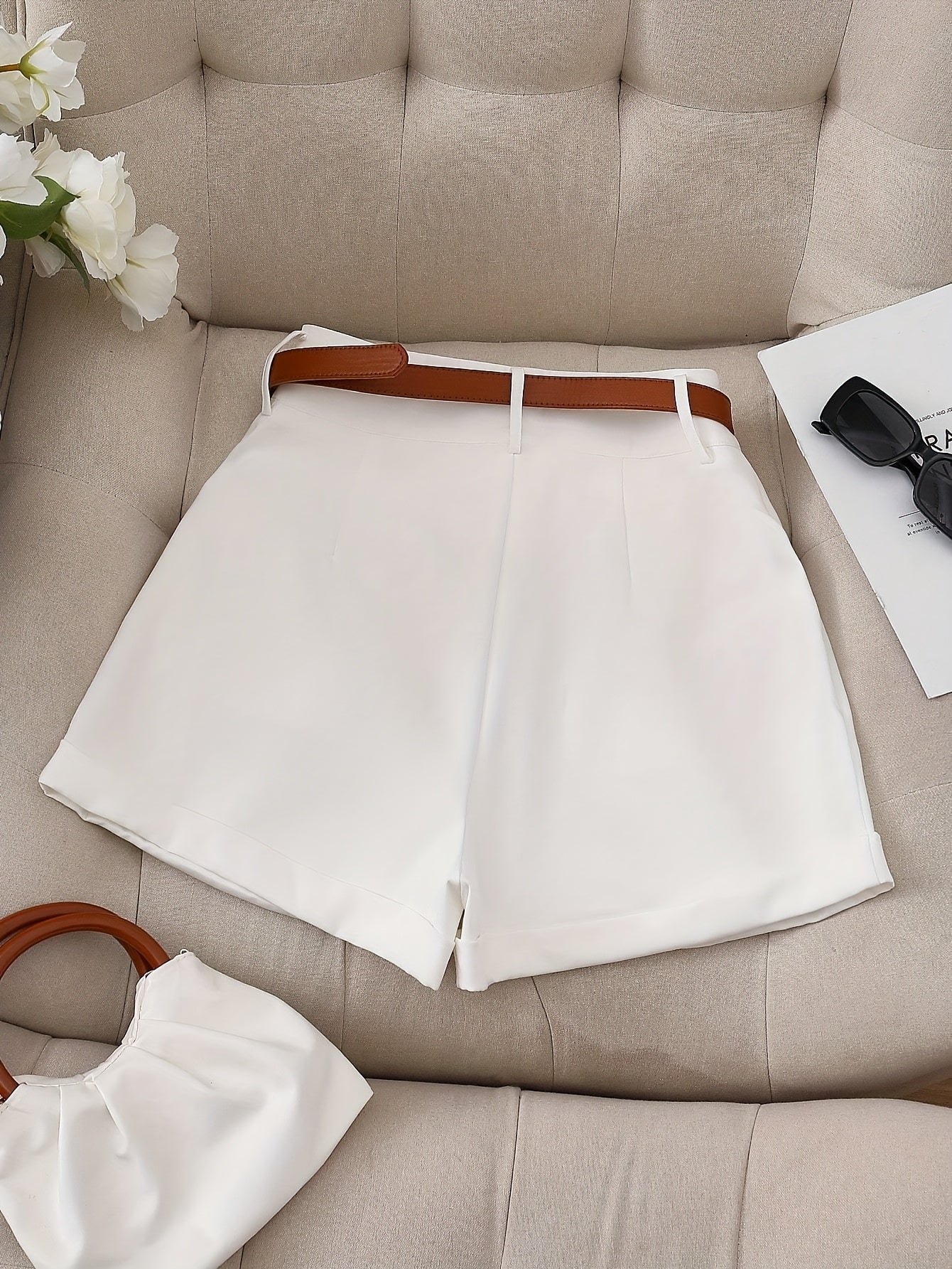 Elegant shorts til kvinder med bælte – Chic og alsidig stil til sommer