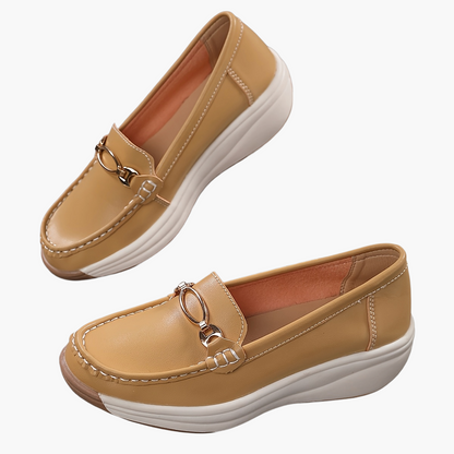 Elegante sleehak mocassins voor dames in casual chique stijl