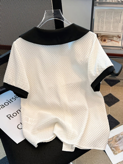 Chemisier élégant pour femme à col Claudine style rétro, manches courtes, idéal pour le bureau ou les sorties