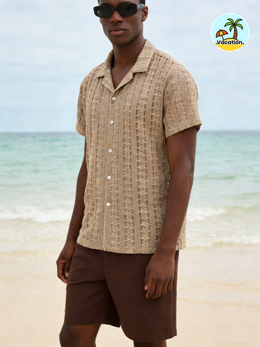 Men's casual bohemian style short-sleeve shirt for beach vacations