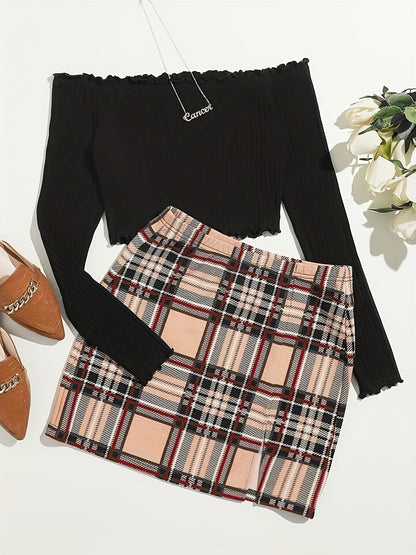 To-delt sæt til kvinder i elegant stil med ternet nederdel og off-shoulder top til forårs- og sommerudflugter