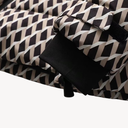 Veste doudoune femme élégante à capuche et ceinture – Style moderne pour l’hiver