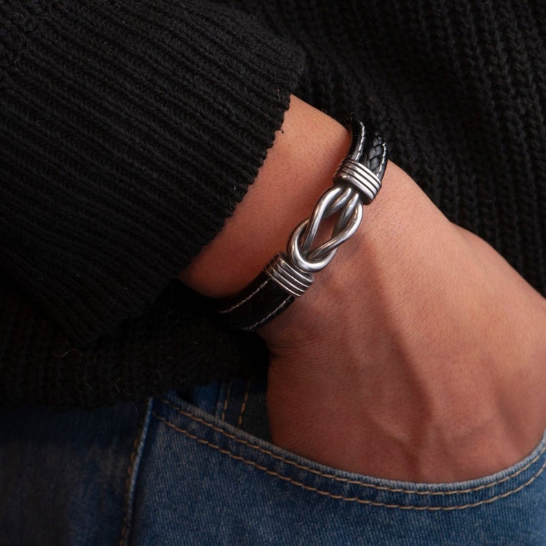 Tim – Bracelet Élégant pour Hommes avec Vœux Personnels