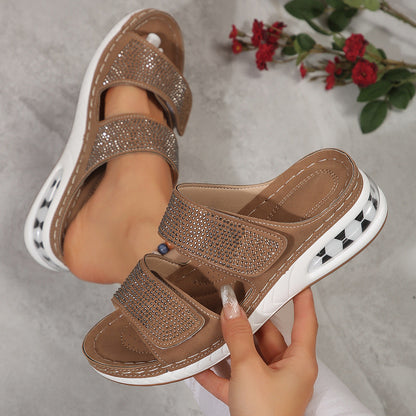 Louise – Sandales à talon compensé avec strass pour l'été, chaussures de plage antidérapantes