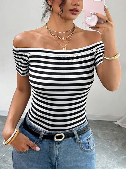 Top Women Off-Shoulder Bardot Style Striped – Elegant and Modern for Casual or Chic Look